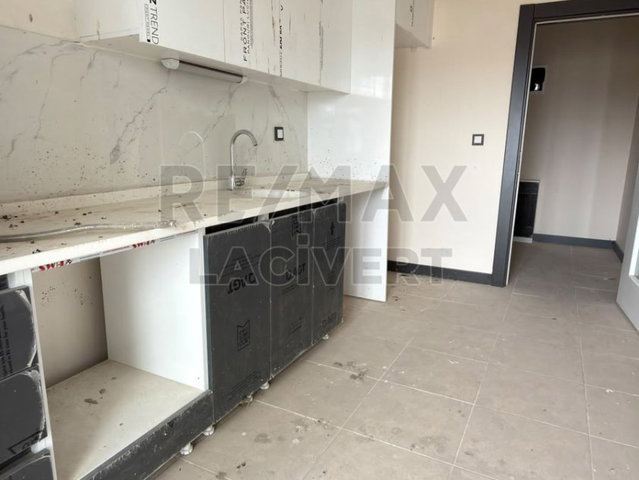 RE/MAX LACİVERT'TEN ILICA  TOKİLER'DE KİRALIK 2+1 SIFIR DAİRE
