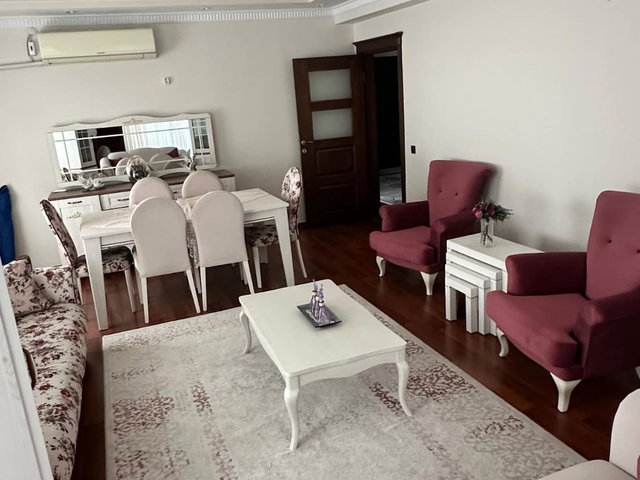 KAYAPINAR’DA 4+1 | 190 M² NET | ÇİFT BANYO | GÜNEY-BATI CEPHELİ GENİŞ DAİRE