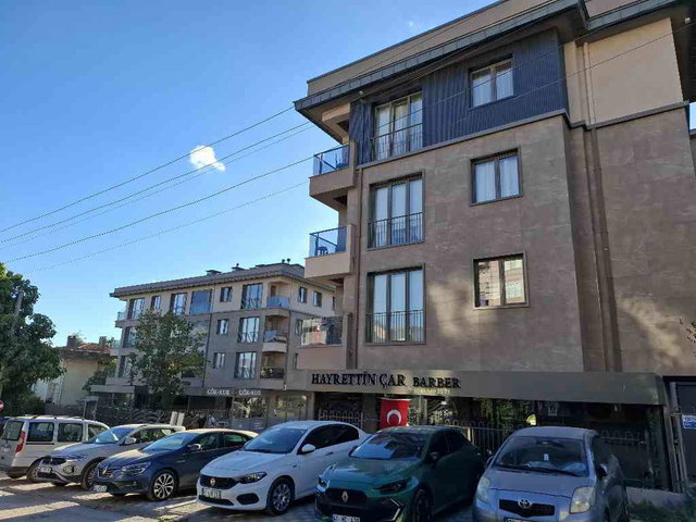 MERKEZI KONUMDA AKILLIEV SISTEMLI ARAKAT,ASANSORLU KIRALIK 2+1