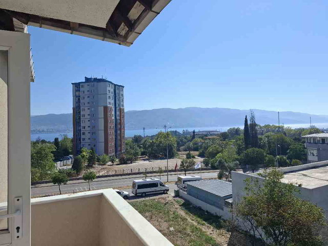 GÜNEY MAHALLESINDE GENIŞ KIRALIK 3+1 DAIRE