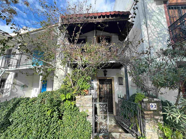 BODRUM MARİNA BÖLGESİNDE İŞ YERİ & KONUT KULLANIMINA UYGUN TRİPLEKS