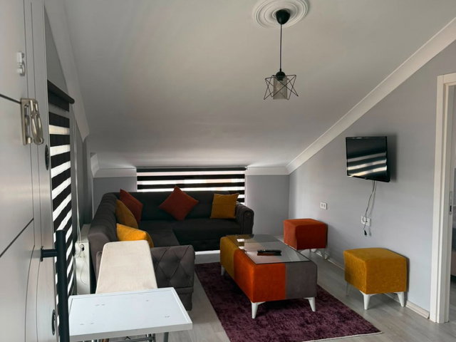 YAŞAMKENT’TE EŞYALI 1+1 KİRALIK DAİRE