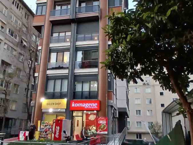 KADIKÖY, ZİVERBEY  MİNİBÜS CADDESİ ÜZERİNDE KİRALIK DUBLEKS DAİRE