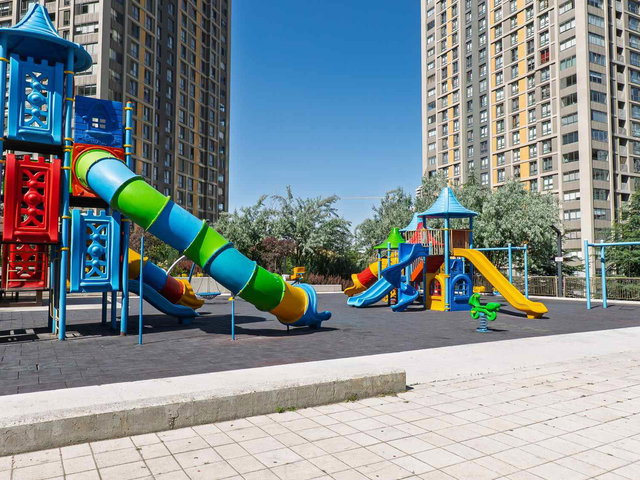ATABİLGE AKA'DA MANZARALI SOSYAL DONATILI SATILIK 5+1 DAİRE
