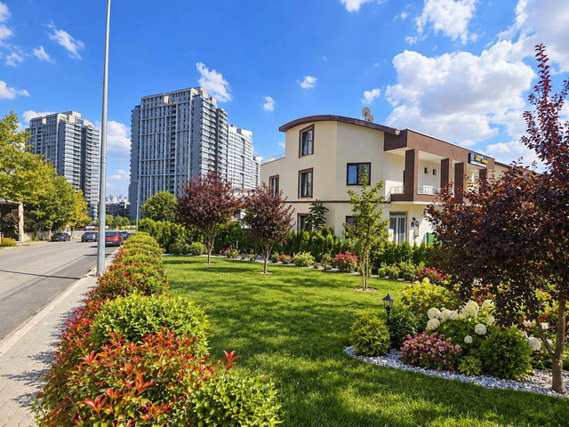 YAŞAMKENT ALACAATLI'DA VİLLA