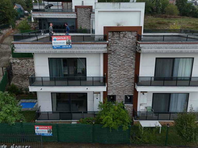 KARTEPE DERBENT SATILIK 4+1 VİLLA