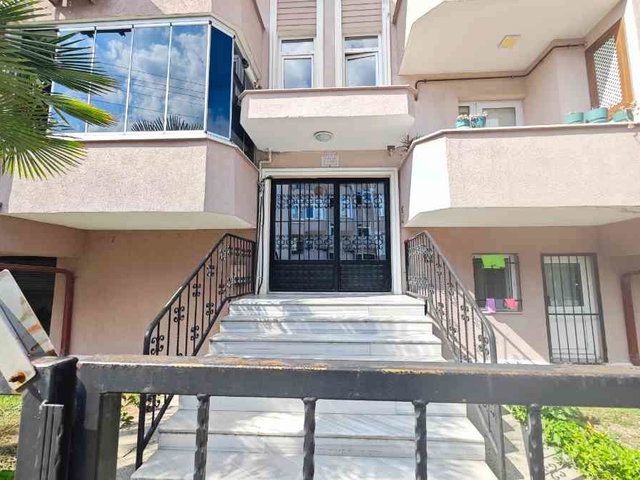ŞEKER MAH FERAH 3+1 KİRALIK DAİRE SITE IÇI 145 M² NET REMAX AY BURAK ŞAHIN