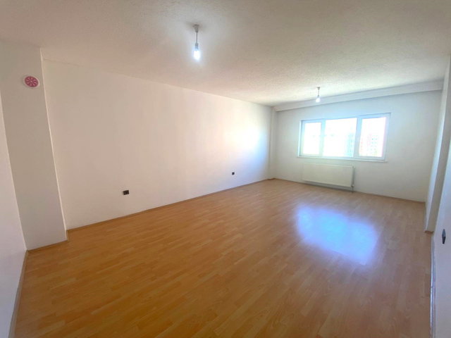 RE/MAX PROF METİN AVCI'DAN TOKİ 5. ETAP BOŞ SATILIK 3+1 DAİRE
