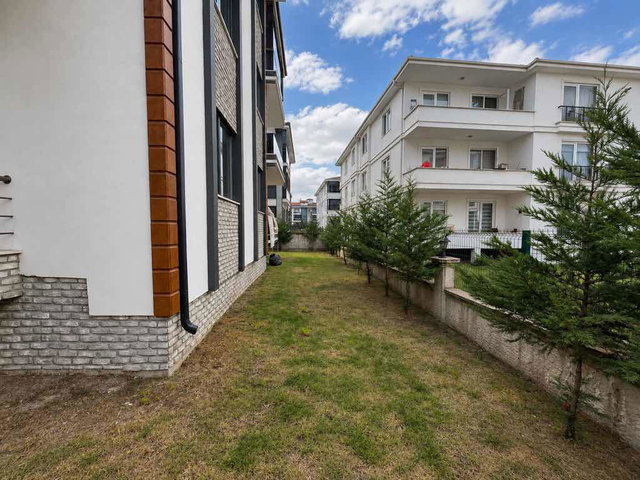 REMAX MOTTO ADEM AYDEMİR’DEN 3+1 EBEVEYN BANYOLU SATILIK DAİRE