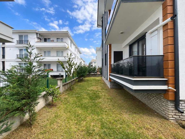 REMAX MOTTO ADEM AYDEMİR’DEN 3+1 EBEVEYN BANYOLU SATILIK DAİRE