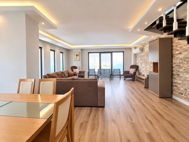 REMAX ADVANTAGE'DEN MUDANYA GÜZELYALI BURGAZ’DA KIRALIK 3+1 DUBLEKS DAIRE