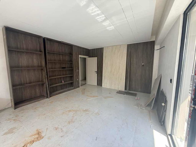 BAŞİSKELE SATILIK ARAKAT OFİS