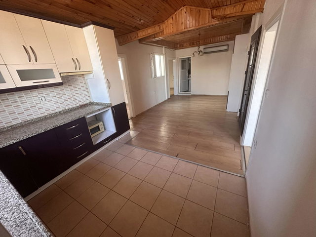 TUZLADA, KORDONA ( DENIZE ) 90 M. DENİZ MANZARALI 3+1 EŞYASIZ KIRALIK DAIRE