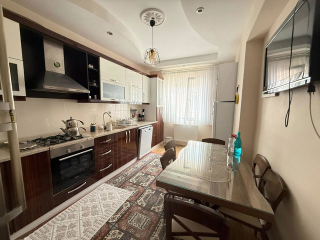 REMAX İLKE'DEN DADAŞKENT'TE 3+1 ANA YOLA CEPHELİ SATILIK DAİRE