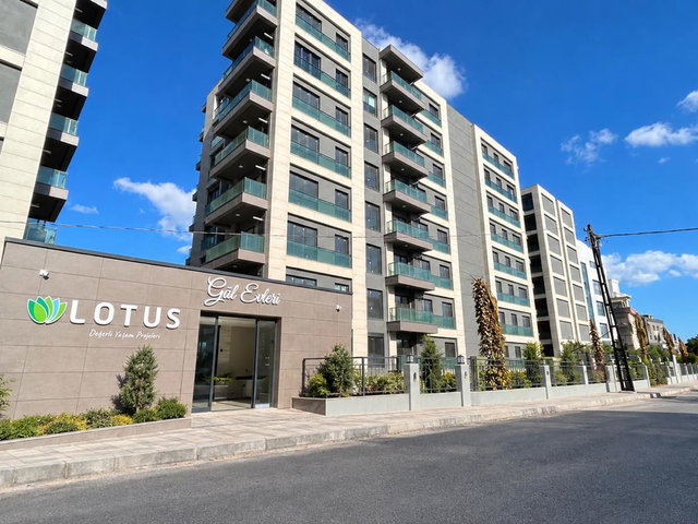 RE/MAX TAN LOTUS GÖL EVLERI SİTESİNDE 2+1 KİRALIK DAİRE