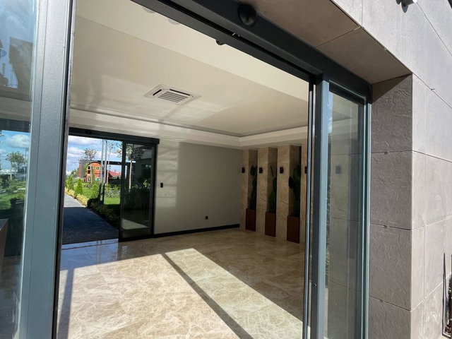 RE/MAX TAN LOTUS GÖL EVLERI SİTESİNDE 2+1 KİRALIK DAİRE