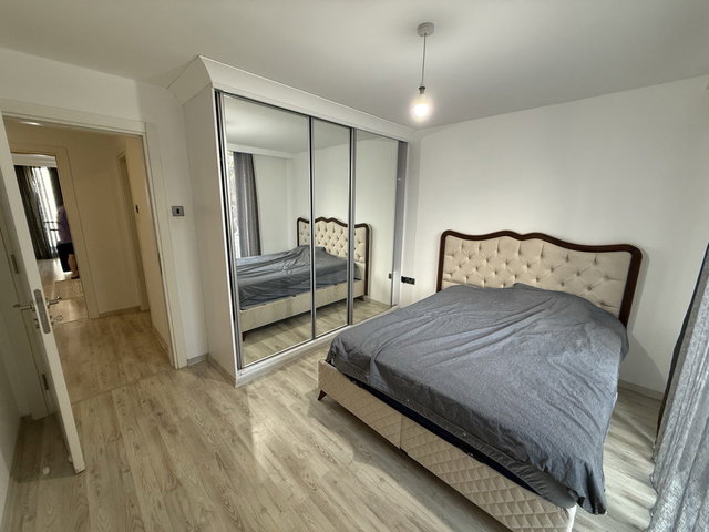 GIRNE MERKEZ'DE SATILIK EŞYALI GENIŞ 2+1 DAIRE, ÇARŞIYA YAKIN