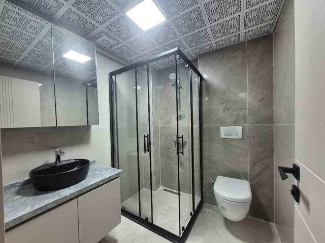 SOKULLU SATILIK EŞYALI İSKANLI SIFIR  1+1 DAİRE