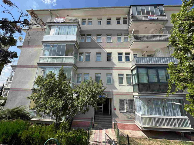 BATIKENT BİZİM HİLAL SİTESİ 3+1 SATILIK DAİRE