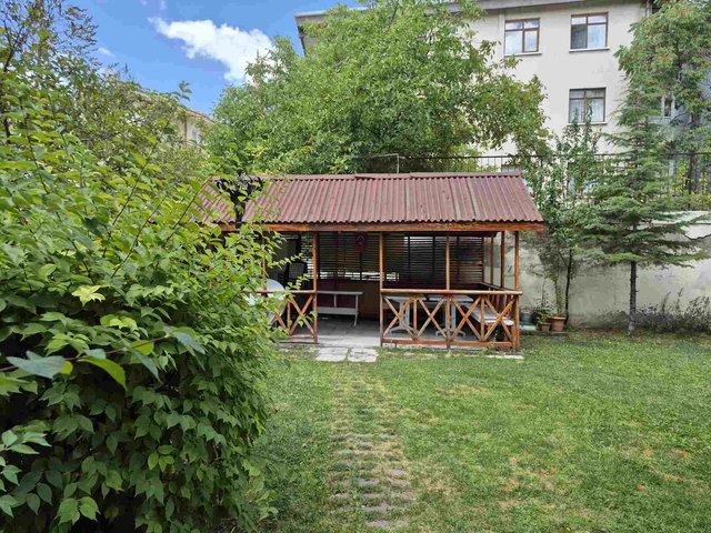 REMAX LEVEL'DAN KAVACIK SUBAYEVLERİNDE 3+1 ARAKAT SATILIK DAİRE
