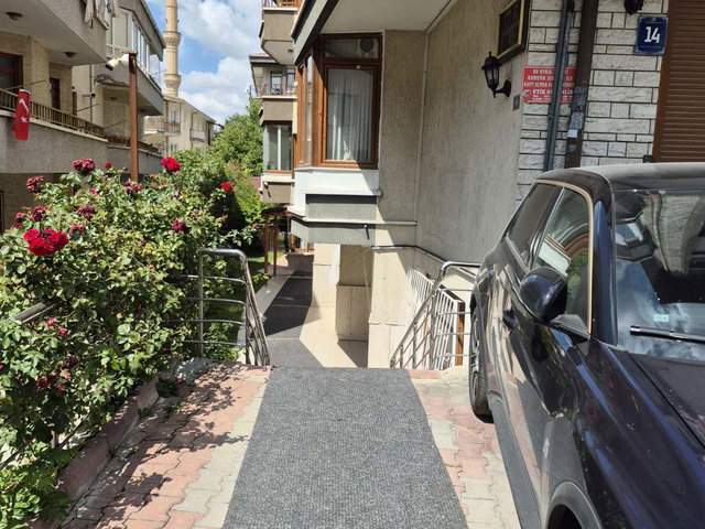 REMAX LEVEL'DAN KAVACIK SUBAYEVLERİNDE 3+1 ARAKAT SATILIK DAİRE
