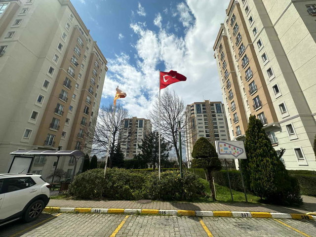 ISPARTAKULE OLİMPOS SİTESİNDE TERASLI BÜYÜK 3 + 1 SATILIK DAİRE