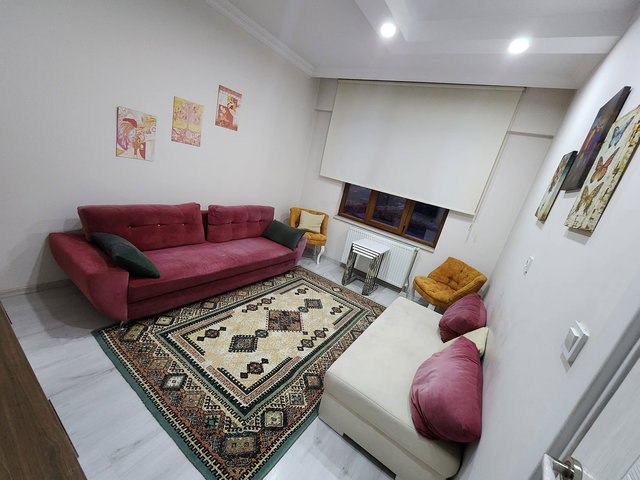 RE/MAX DEĞİŞİMDEN ÜNİVERSİTE MAHALLESİNDE 2+0 KİRALIK DAİRE