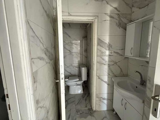 LADİK MERKEZDE FERAH VE KULLANIŞLI DAİRE