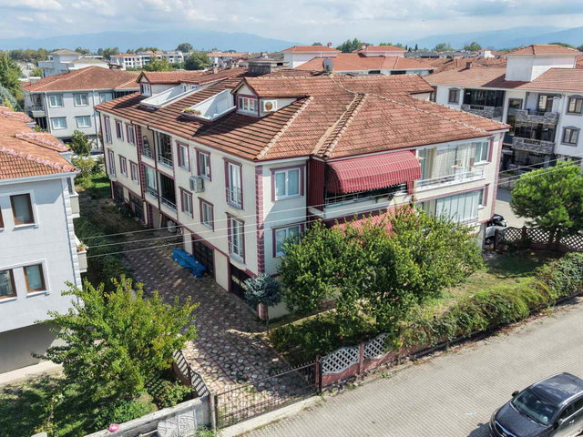 REMAX MAVİ'DEN TEPEKUM OKULLAR BÖLGESİNE YAKIN GENİŞ ÇATI DUBLEX 4+1 DAİRE