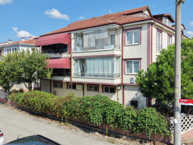 REMAX MAVİ'DEN TEPEKUM OKULLAR BÖLGESİNE YAKIN GENİŞ ÇATI DUBLEX 4+1 DAİRE