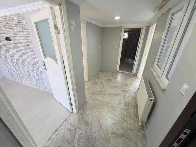 RE/MAX HÜR'DEN AGORA AWM'YE 100 METRE 2+1 KİRALIK DAİRE