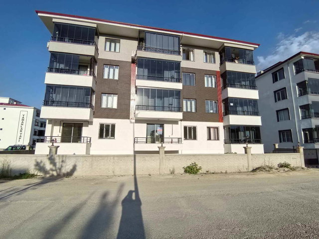 RE/MAX DEĞİŞİM’DEN ATAŞEHİR’DE SIFIR LÜKS 1+1 SATILIK DAİRE