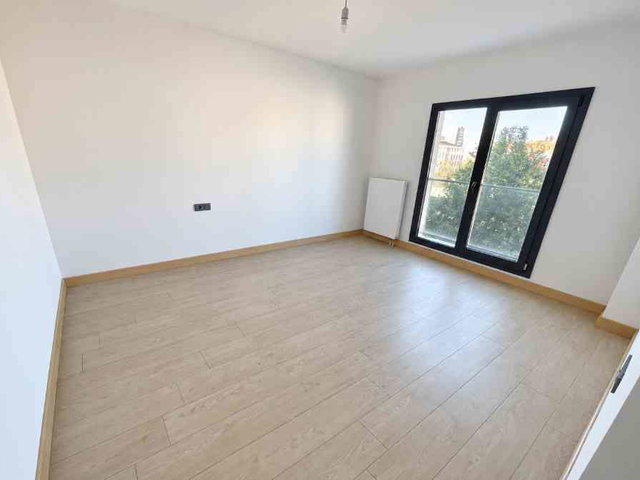 BAĞCILAR’DA SİTE İÇİNDE 3+1 | 2 BANYO | BALKONLU | MERKEZİ ISITMALI (PAY ÖLÇER) KİRALIK DAİRE
