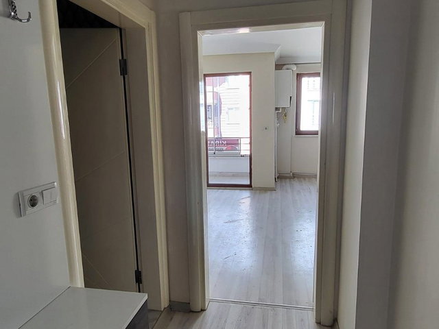 EDREMİT GAZİCELAL’DE MERKEZİ KONUMDA 2+1 KİRALIK DAİRE