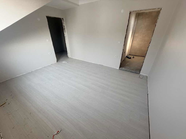 BAŞİSKELE YENİKÖY DE SATILIK 4+1 VİLLA