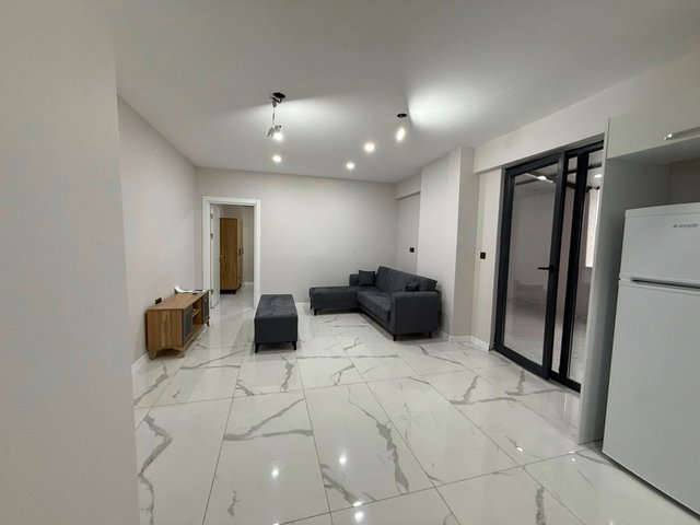 SAKARYA ADAPAZARI’NDA  TEK YOKUŞU'NDA BALKONLU | SIFIR  1+1 KİRALIK DAİRE