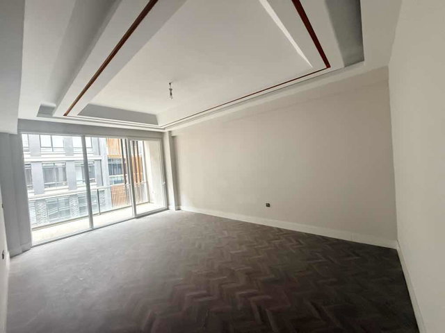 ZERAYESİL SİTESİNDE  LÜKS 3+1 ARAKAT DAİRE