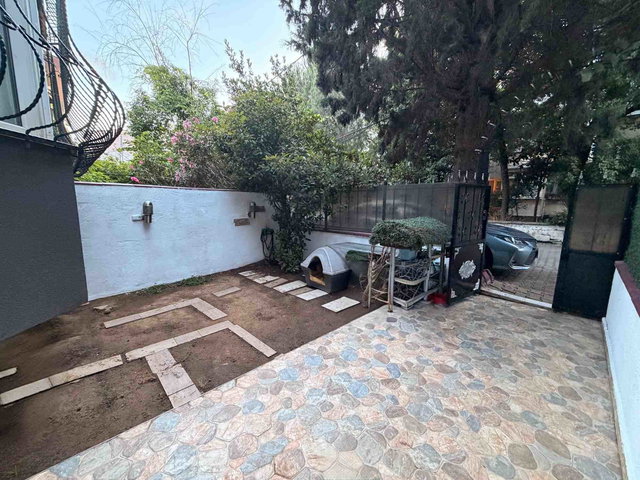KONUT & OFİS KULLANIMINA UYGUN | FİNANS MERKEZİNE YAKIN | 6+1 |  2 BAHÇELİ | FOURLEKS VILLA