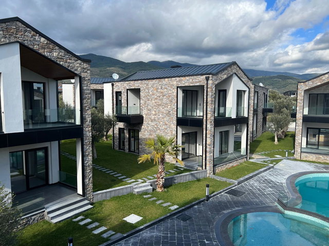 GREEN GOLD VİLLAS SİTESİHUZUR VE KALİTEYİ BİR ARADA ARAYANLAR İÇİN EŞSİZ BİR TERCİH.