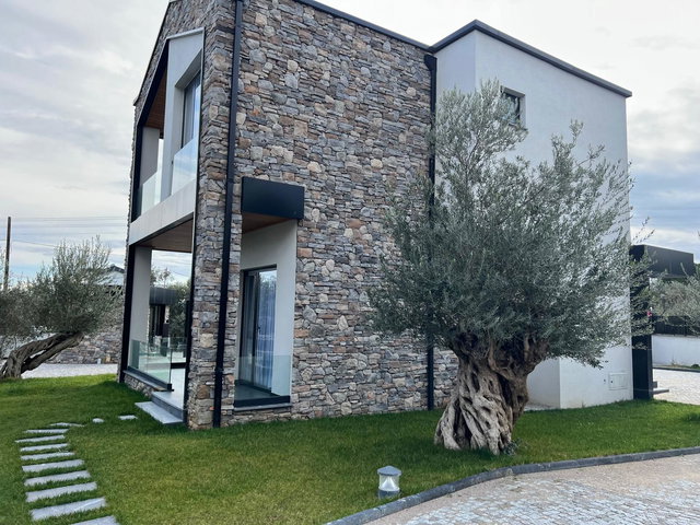 GREEN GOLD VİLLAS SİTESİHUZUR VE KALİTEYİ BİR ARADA ARAYANLAR İÇİN EŞSİZ BİR TERCİH.