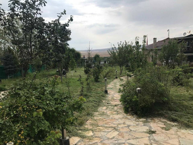 ANKARA RE/MAX LEVEL'DAN​  *YENİMAHALLE YAKACIK MAHALLESİ KUMBAĞLARI MEVKİİNDE SATILIK TARLA*  TOPLA