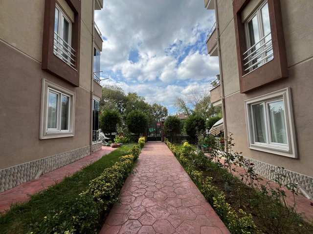 REMAXÇAKRA ÖMER ONAYCI'DAN TOPÇULARDA SITE İÇI 3+1 BAHÇE DUBLEKS
