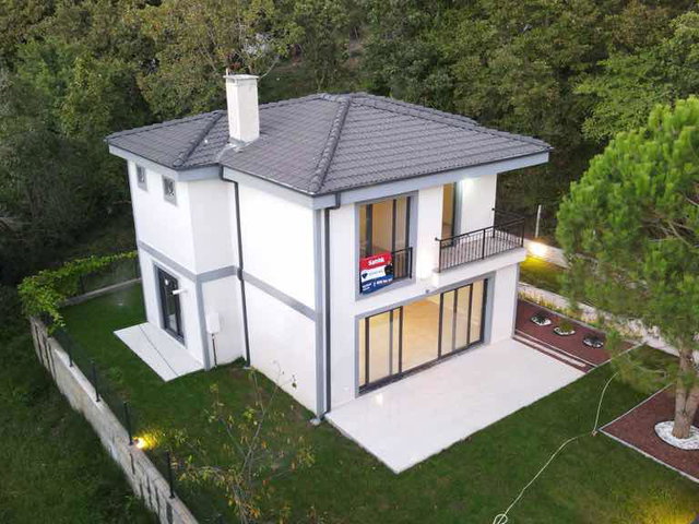 ŞİLE ÇAYIRBAŞI’NDA 390M2 ARSA İÇERİSİNDE 4+1 MÜSTAKİL VİLLA