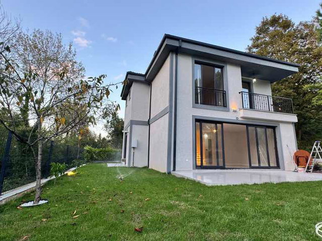 ŞİLE ÇAYIRBAŞI’NDA 390M2 ARSA İÇERİSİNDE 4+1 MÜSTAKİL VİLLA