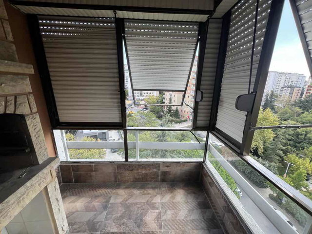 KOZYATAĞI BELEDİYE BLOKLARINDA FULL EŞYALI KİRALIK 2+1