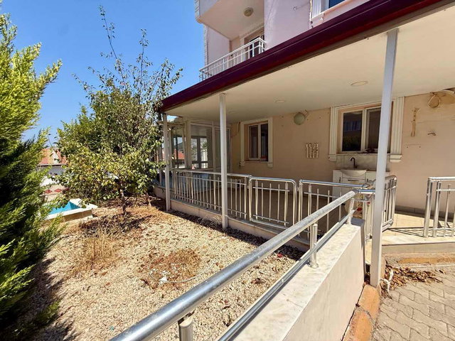 KUŞADASI SAMYELİ SİTESİNDE SATILIK VİLLA