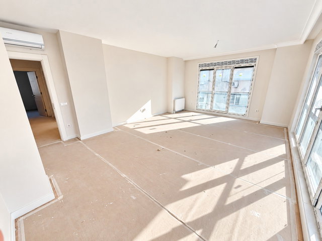 KADIKÖY BAĞDAT CADDESİ’NDE SIFIR 3+1 DAİRE