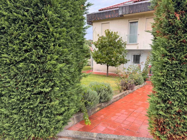 DEMİRCİKÖY TERAS KORU SİTESİ’NDE ÖZEL DEKORASYONLU 4+1 SATILIK VILLA