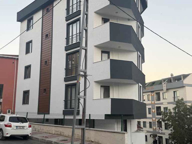 SULTANBEYLİ FATİH MAHALLESİ SATILIK 2+1 DAİRE