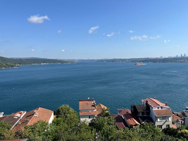 SARIYER YENIMAHALLE MUHTEŞEM BOĞAZ MANZARALI MODERN KIRALIK DAIRE